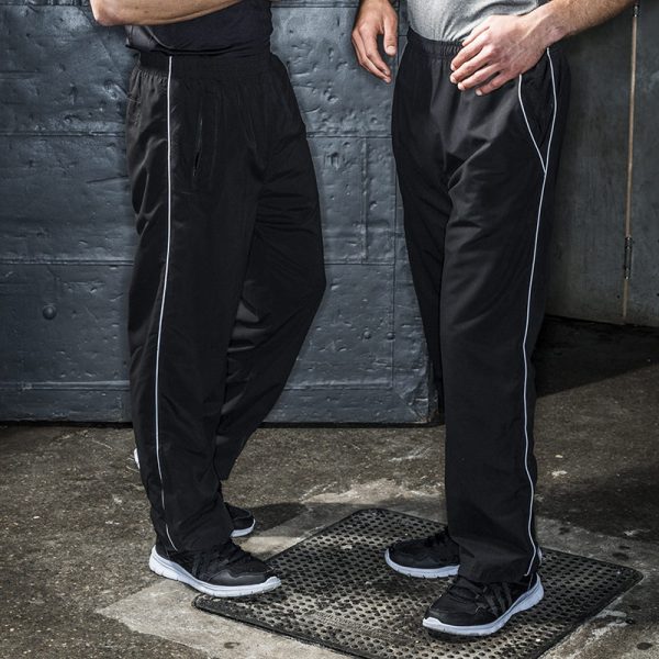 Piped lined training bottoms